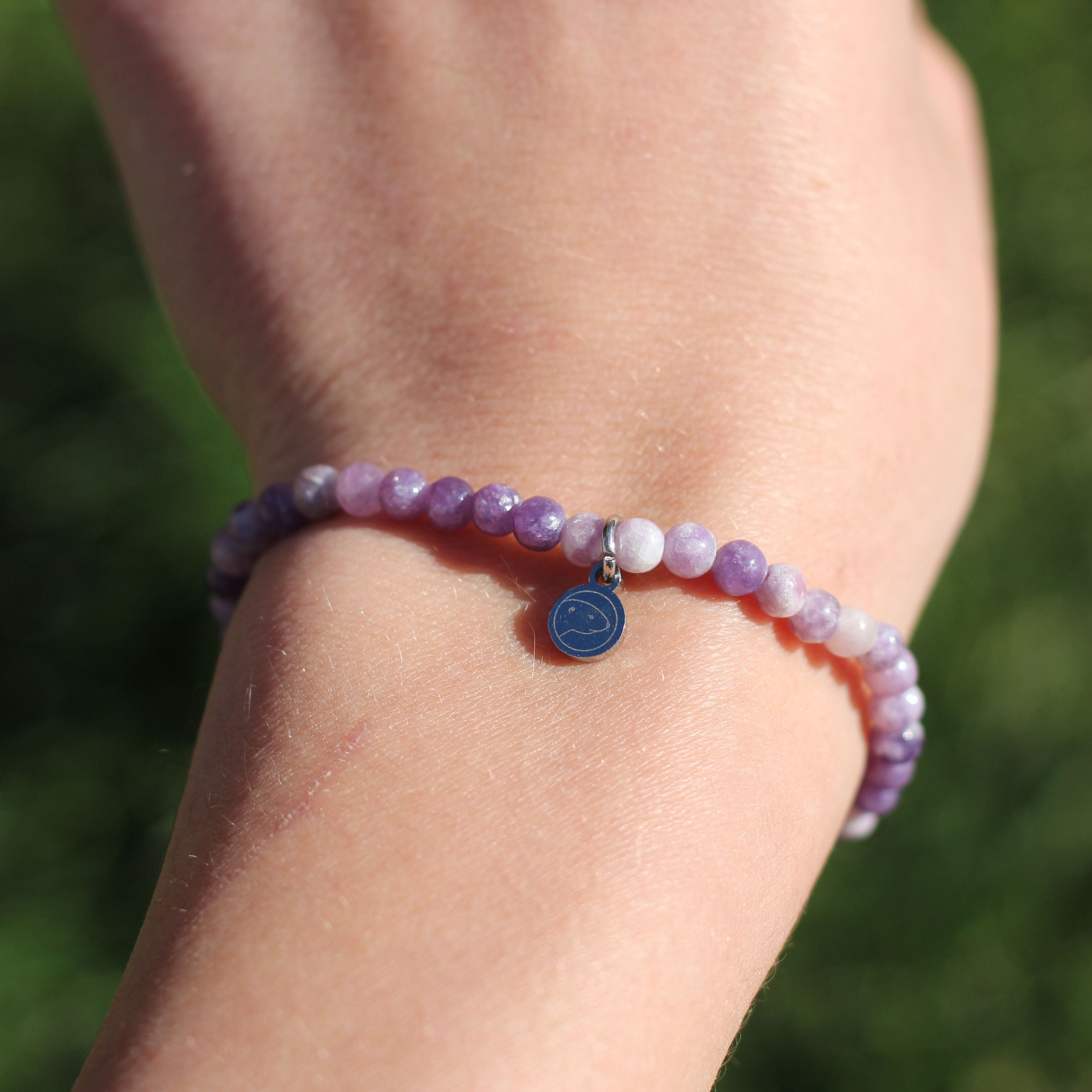 lepidolite-bracelet-grade-aaa-8mm-otter-spirit-natural-gemstones