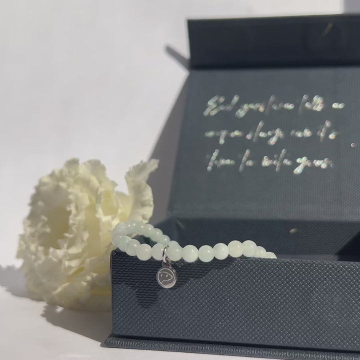 aquamarine beaded  bracelet 4 mm video